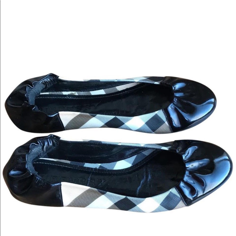 Burberry flat